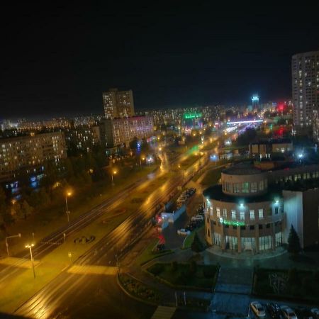Apartment in the city centre Набережние Челни Екстериор снимка